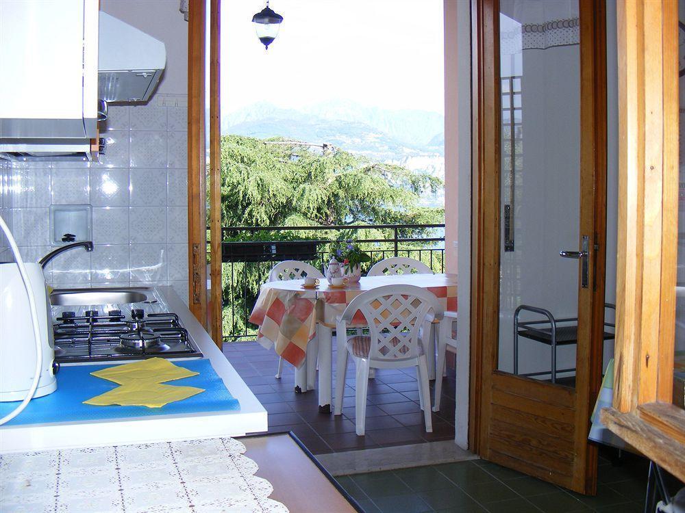 Casa Palmira Appartement Brenzone sul Garda Buitenkant foto