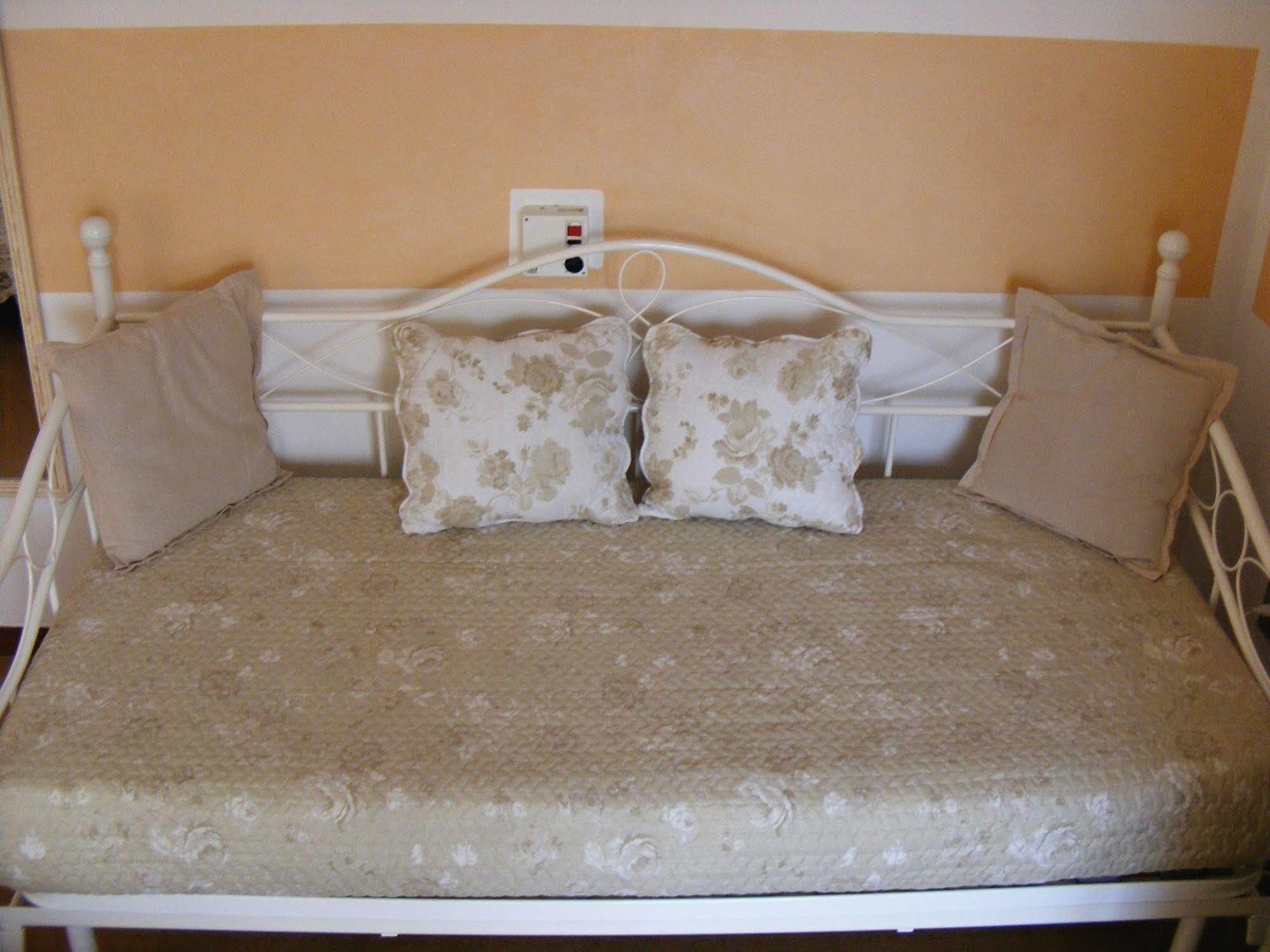 Casa Palmira Appartement Brenzone sul Garda Buitenkant foto